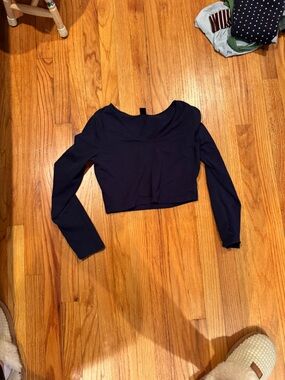 SHEIN Navy Long Sleeve Cropped Top